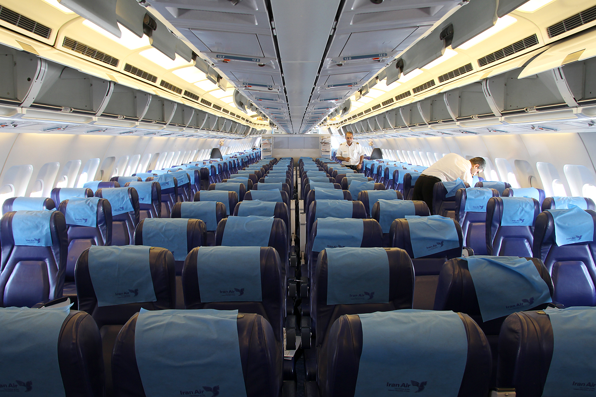 Iran Air Airbus A300 cabin - Flightcon.net